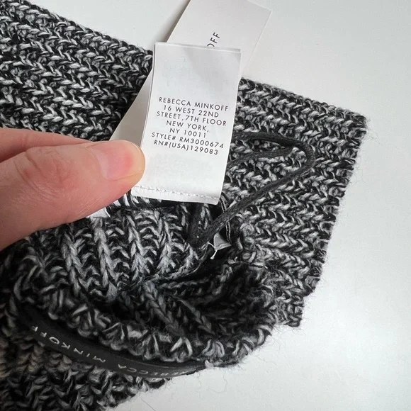 Rebecca Minkoff Monochrome Knit Hat and wrist hand cuff - Picture 6 of 10